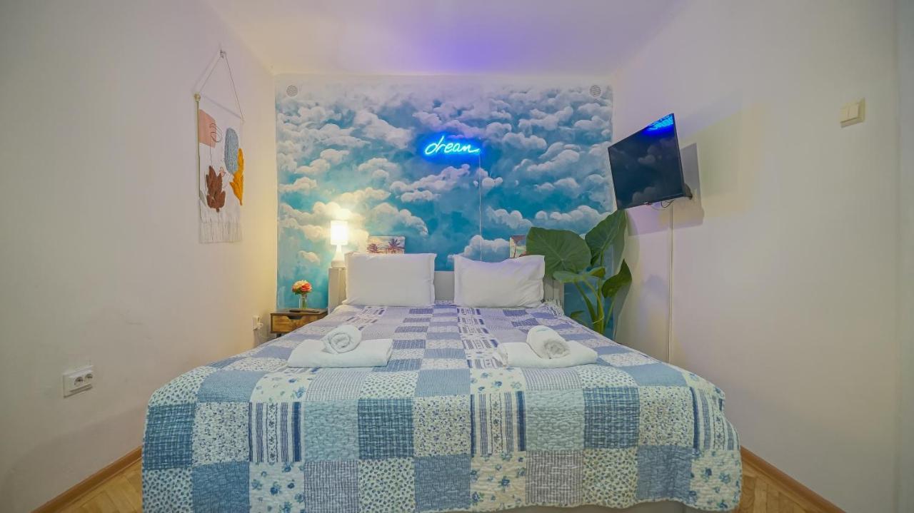 Old Town City Center Apartments Brasov Bagian luar foto