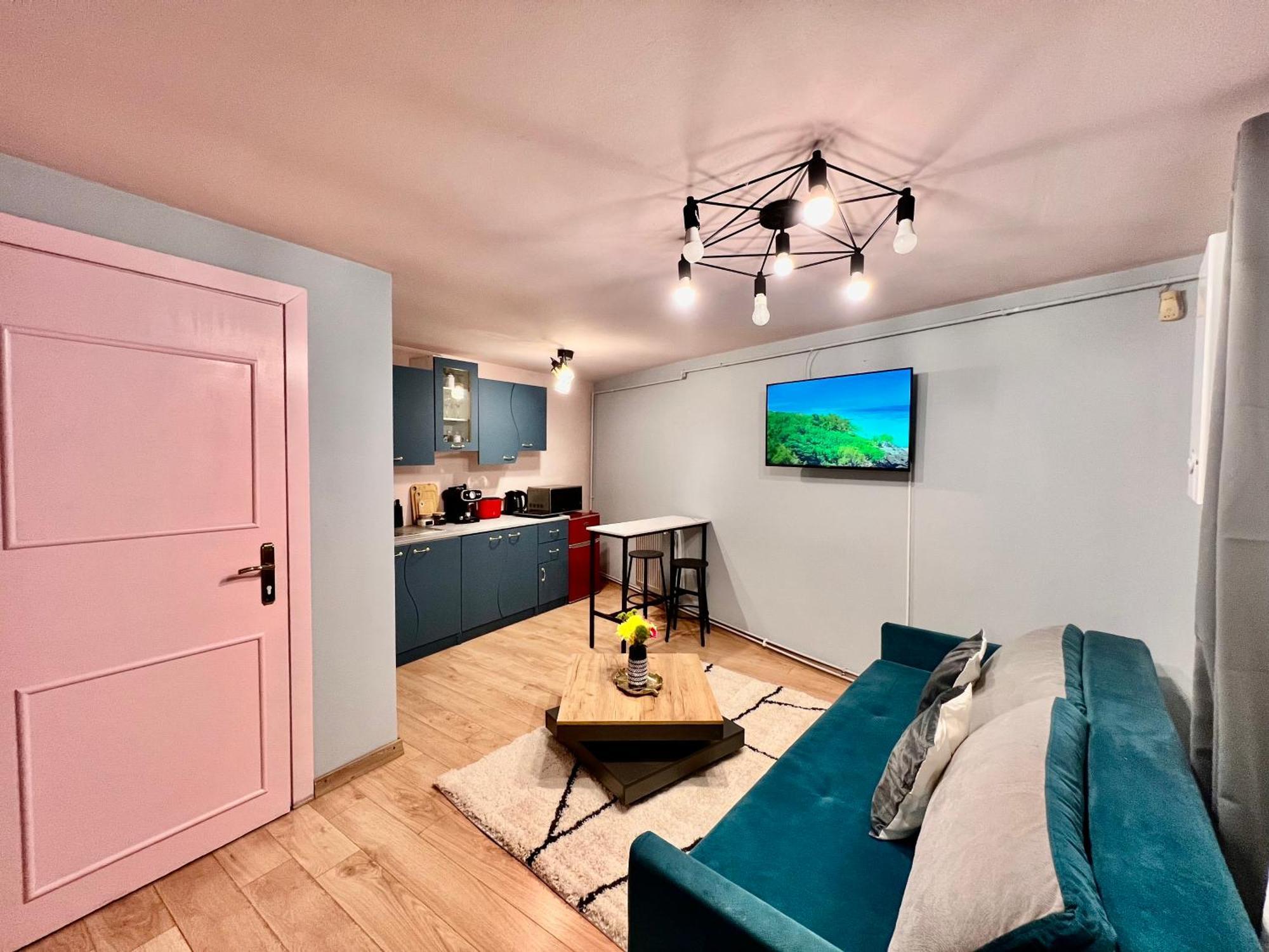 Old Town City Center Apartments Brasov Bagian luar foto